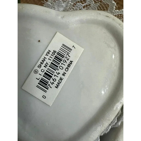 Vintage two piece Heart Trinket set - Picture 9 of 10